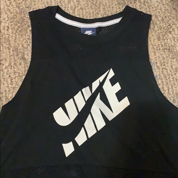 Black nike tank top - Picture 1 of 2